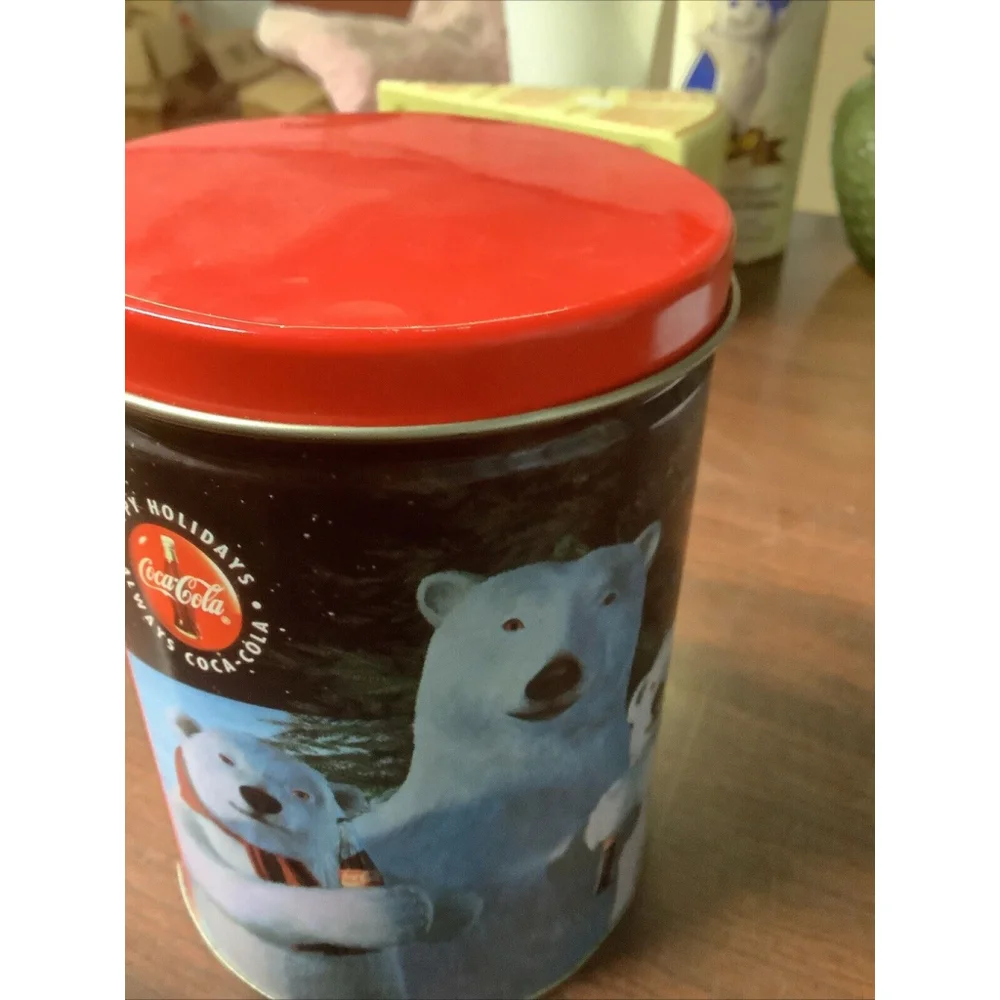 Collectible Coca-Cola Happy Holidays Polar Bear Family Tin 1995